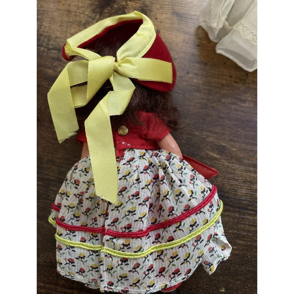 Nancy Ann Storybook dolls/Bisque/